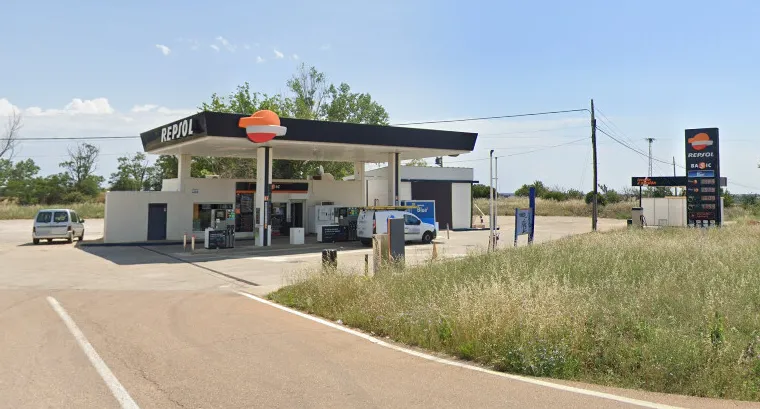 Gasóleos Ibáñez - gasolinera repsol en el pueblo de Berninches
